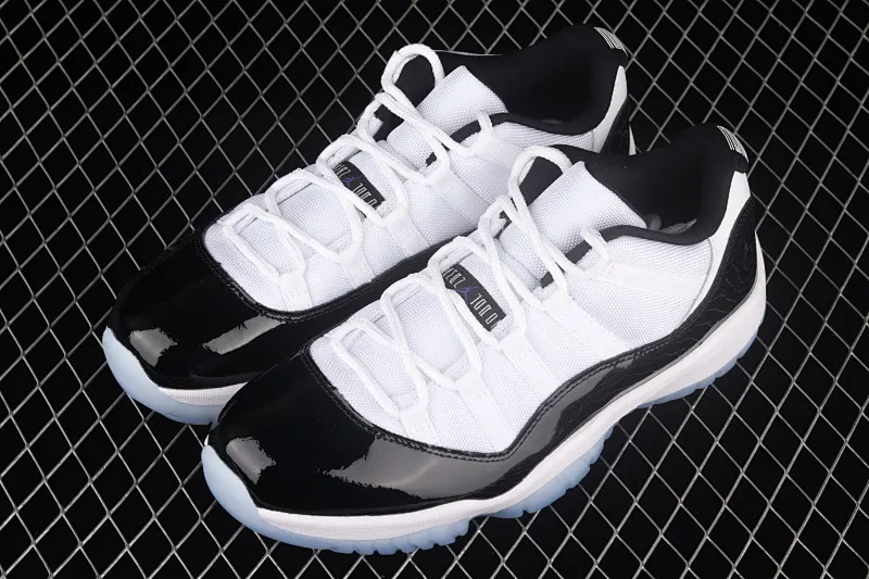 All Categories Air Jordan Jordan Series Basketball Shoes Air Jordan 11 Pure Original Version Air Jordan 11 Low "Concord" AJ11 Concord White Black Original Label Real Carbon Fiber Low-top Basketball Shoes 528895-153